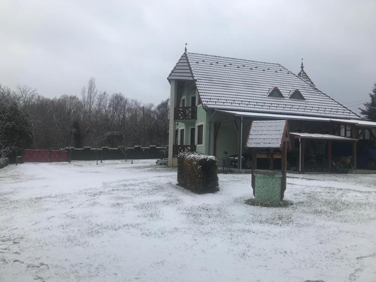 Ferienwohnung Balaton Garden Balatongyörök Exterior foto