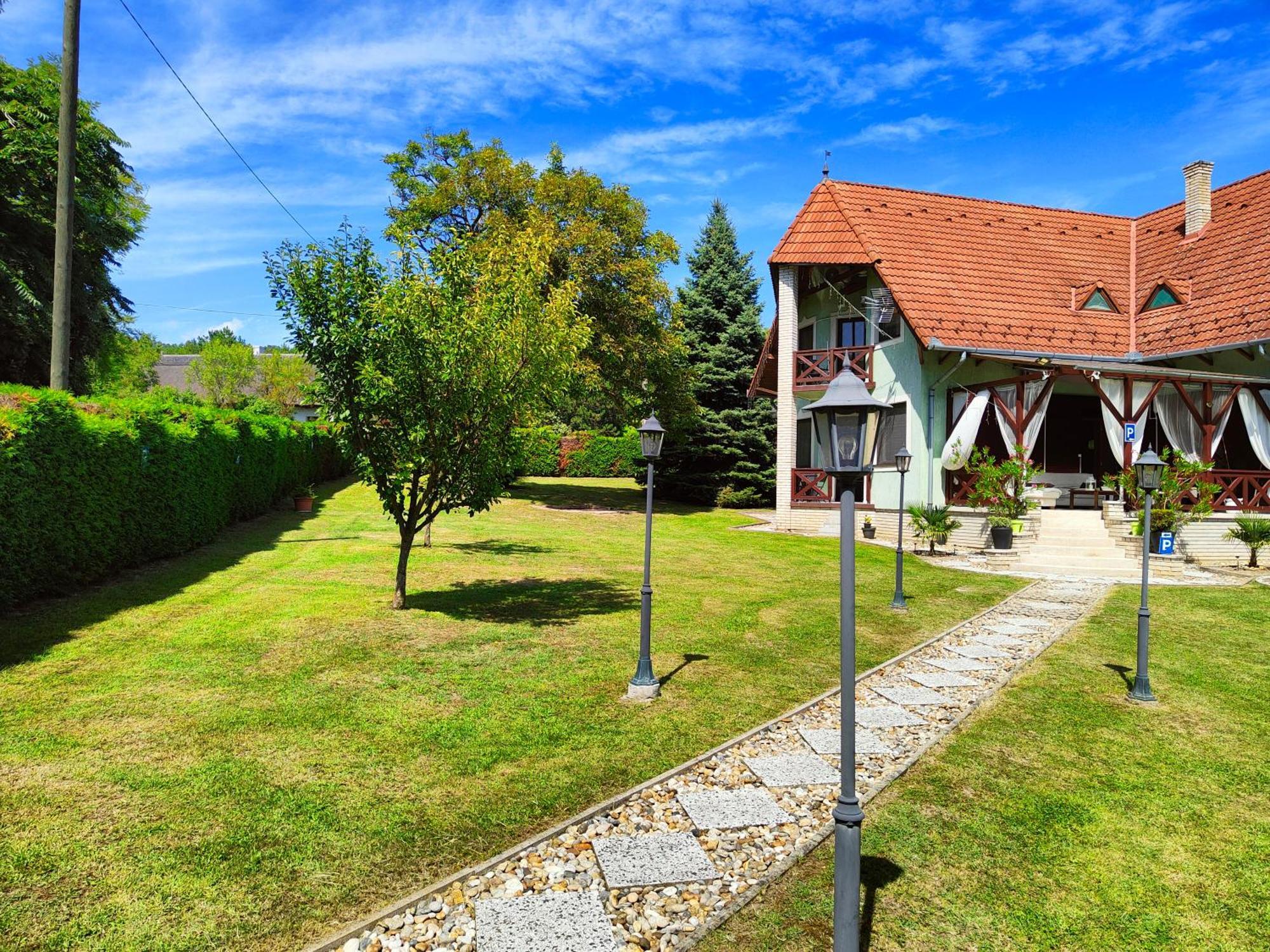 Ferienwohnung Balaton Garden Balatongyörök Exterior foto