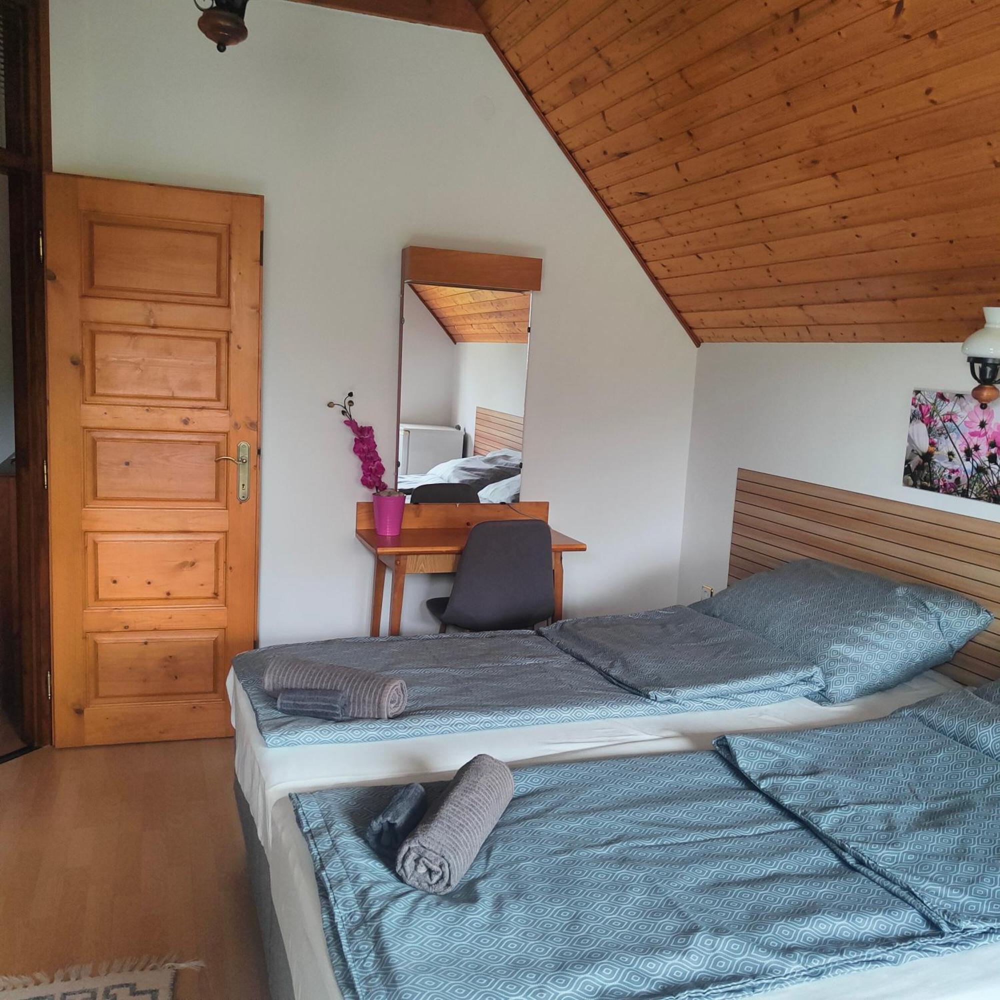 Ferienwohnung Balaton Garden Balatongyörök Exterior foto